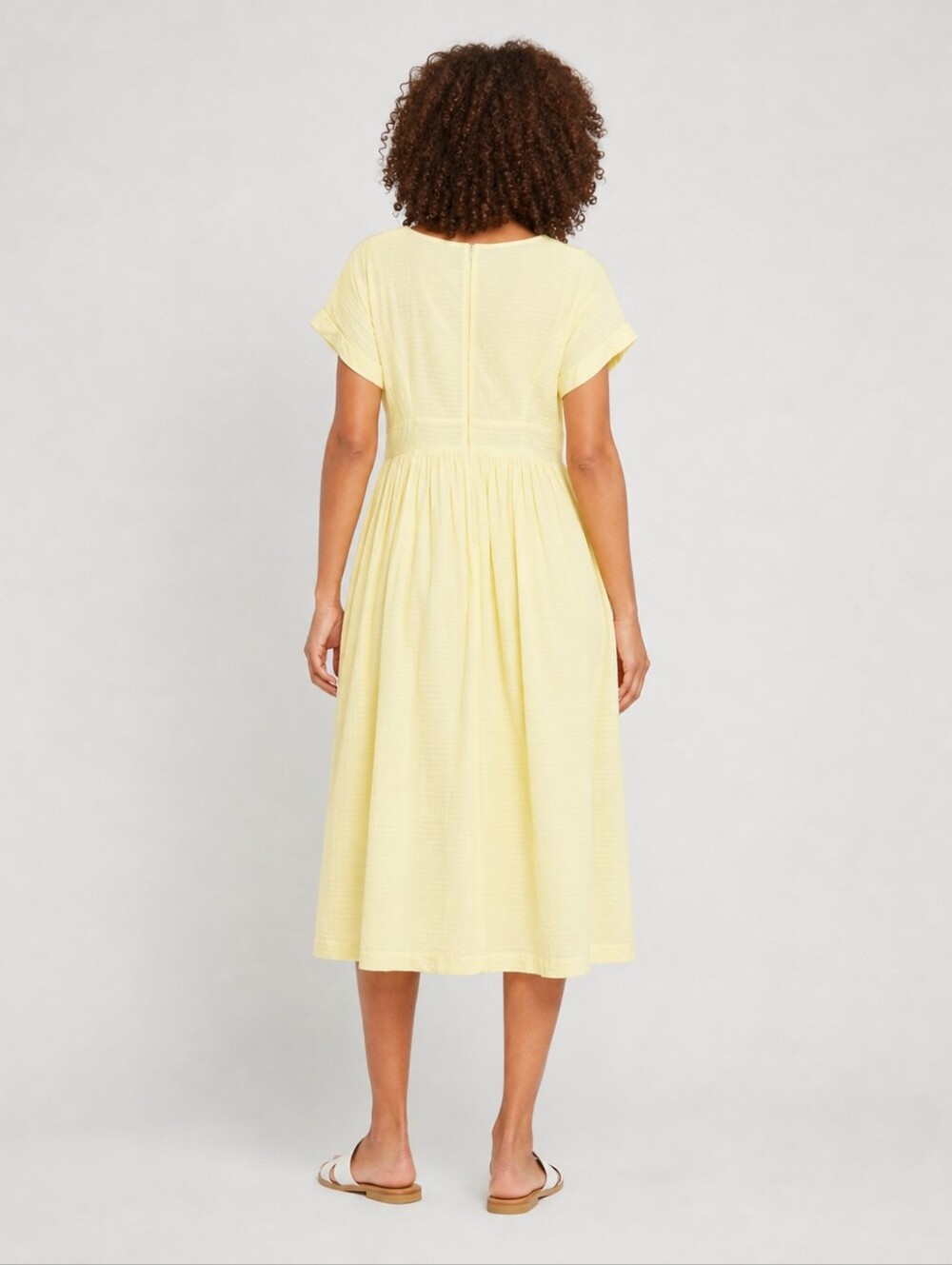ModCloth Fabulous Fit & Flare Shirt Dress Pockets Butter Yellow 20 - Picture 2 of 9